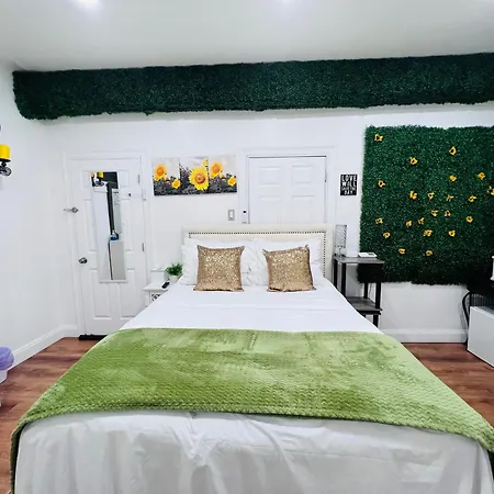 El Caribe Bed & Breakfast