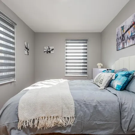 Urban Oasis Brooklyn Apartment *