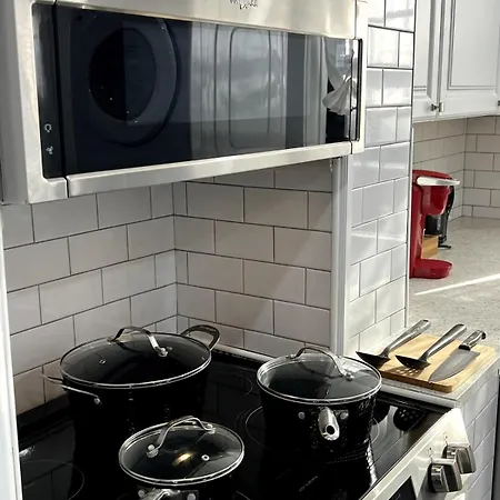 Share Historic Brownstone With The Host! * New York