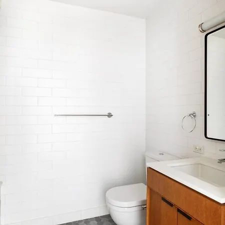Midtown East 2br W Doorman Gym Nr Sutton Park Nyc-1149 *
