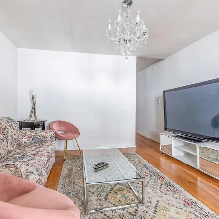 Apartment Luxurious 3 Bedroom Unit In Nyc New York