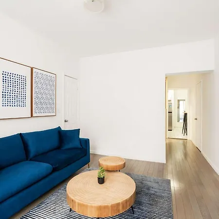 Apartment 428-2e Newly Furnished 2br Prime Midtown Sleeps 5