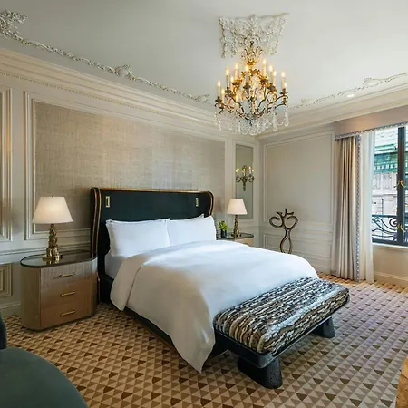 The St. Regis 5*