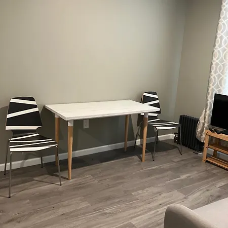 Apartment One Bedroom, Nyc 45 Min By Subway , Brooklyn, Brighton *