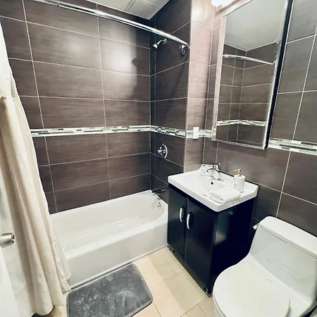 Stunning 3 Bedrooms Apartment New York