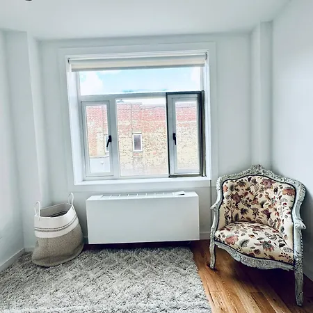 Stunning 3 Bedrooms Apartment New York