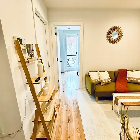 Stunning 3 Bedrooms * New York