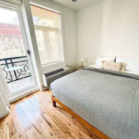 Stunning 3 Bedrooms Apartment