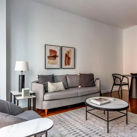 Ues 1br W Doorman Gym Pool Nr Nyc Attractions Nyc-1333 Apartment New York