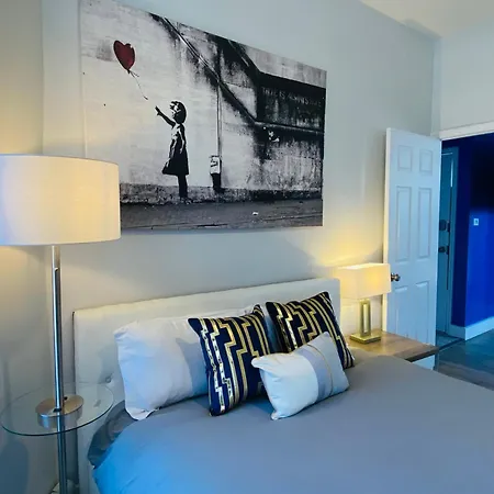 Azure Escape Apartment *