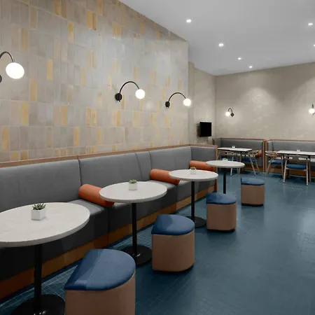 Courtyard By Marriott World Trade Center Area New York