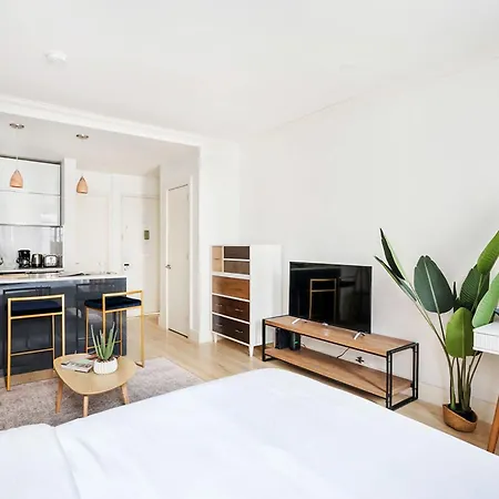 1597-2 Luxury Upper East Side W&d Apartment New York