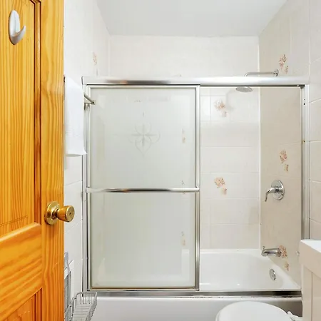 Apartment 26-3a Gramercy W D Outdoor Courtyard *