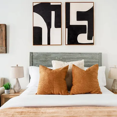 26-3a Gramercy W D Outdoor Courtyard Apartment *