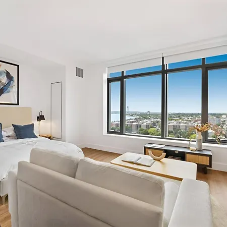 Posh With Luxe Amenities In Prime Location!