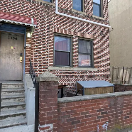 Cozy Private In Brooklyn By The Park, 3 Min From The Train * New York