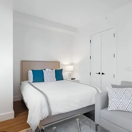 Brooklyn Serenity - Luxe Comfort With Amenities *