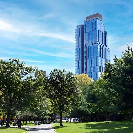 Posh With Luxe Amenities In Prime Location! Apartment *