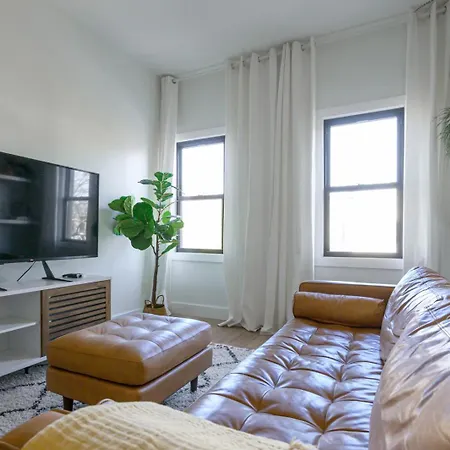 Apartment Bright & Spacious 3-bedroom In Vibrant Bushwick!