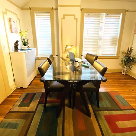 Nyc Cozy Private Bedroom With Free Parking & Near Subway - Business & Tourists *