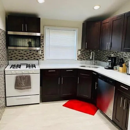 Apartment Dreamy 3 Bedroom 2 Baths Master *