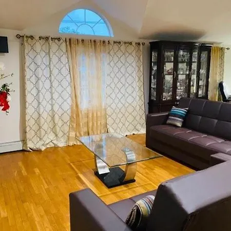 Dreamy 3 Bedroom 2 Baths Master Apartment New York