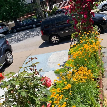 Homestay Cheerful 2 Bed In Heart Of Queens *