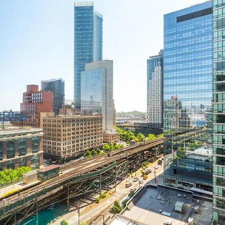 Apartment Lic 2br W Gym Dm Elevator Private Balcony Nyc-769 *