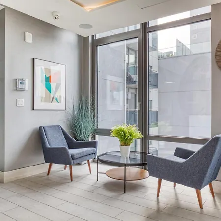 Lic 2br W Gym Dm Elevator Private Balcony Nyc-769 Apartment New York