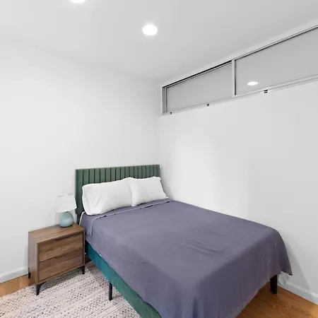 Apartment 105-1b 4br In The Heart Of The East Village