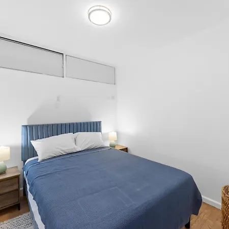 105-1b 4br In The Heart Of The East Village New York