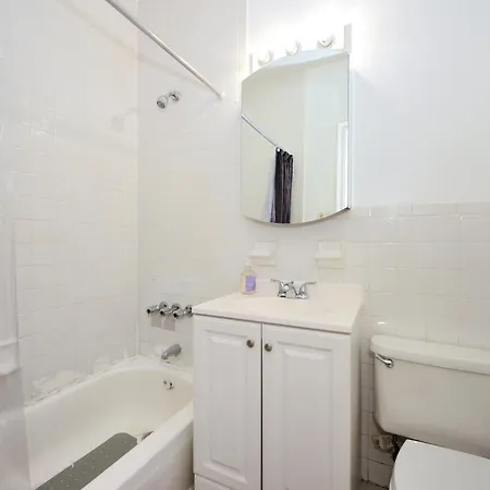 Apartment 5 Bedroom 2 Bath Full Floor Midtown New York