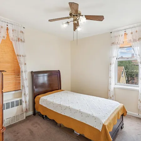 The Mac House Homestay New York