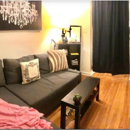 Homestay Ues Manhattan #1 In Shared