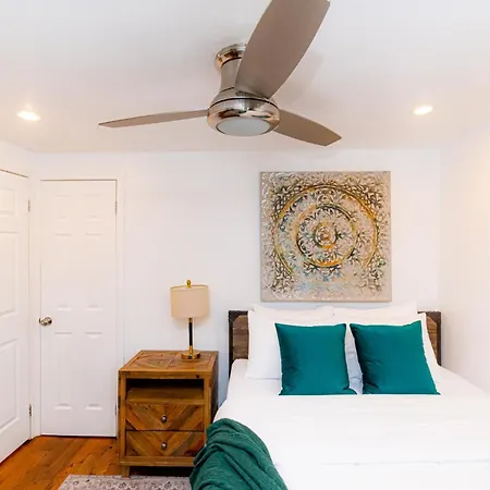 Apartment Luxury Oasis In The Heart Of Brooklyn *