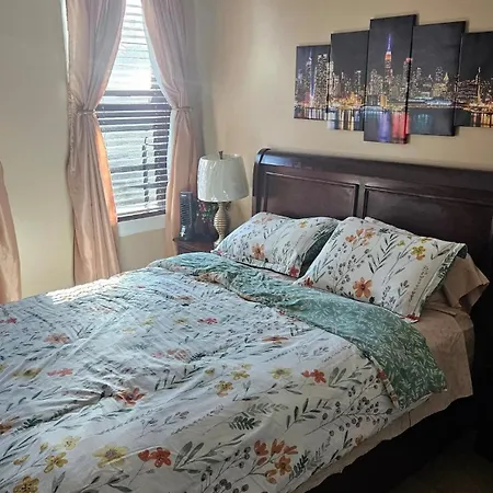 The Heritage Row House 2 Bedroom Apartment * New York