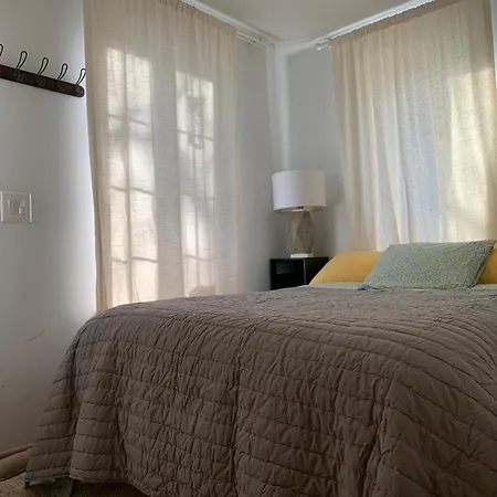 Apartment Nyc By The Harbor