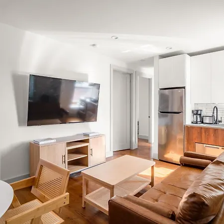 Cozy East Village 3bedroom 2bath Near Tompkins Square Park & Lower East Side *