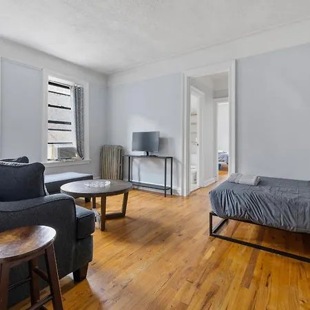 Live In Upper Manhattan On Budget *