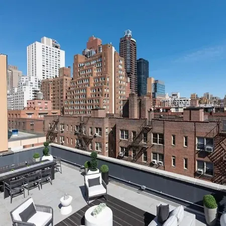 3br Penthouse With Massive Private Rooftop Apartment *