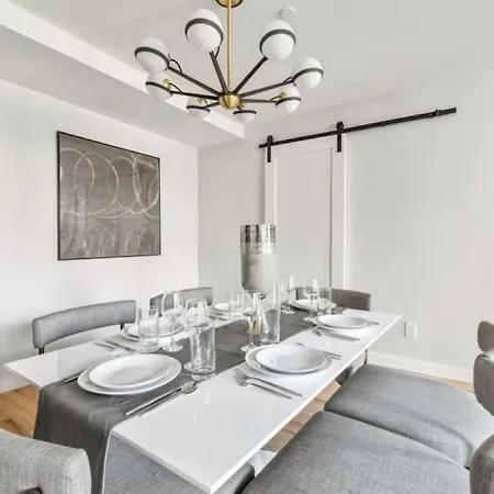 3br Penthouse With Massive Private Rooftop