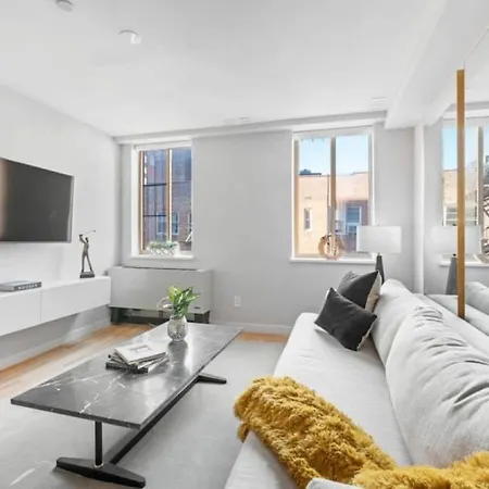 3br Penthouse With Massive Private Rooftop Apartment New York