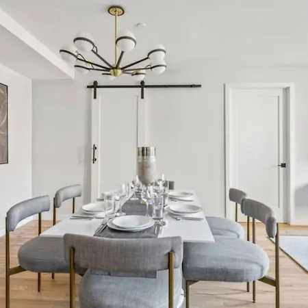 3br Penthouse With Massive Private Rooftop New York