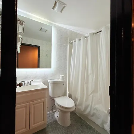 Key Hotel