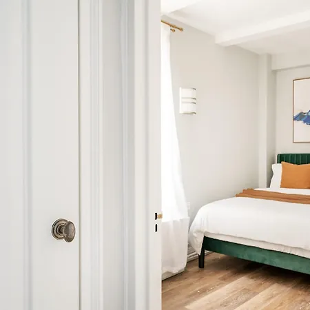 Apartment 73-608 New 1br 1bth Uws Doorman Gym