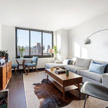 Apartment Stunning Nyc Views! Free Gym! Doorman! Terrace! *