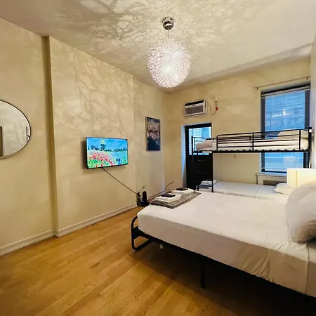 Midtown Oasis - Steps From Empire State Building Apartment New York