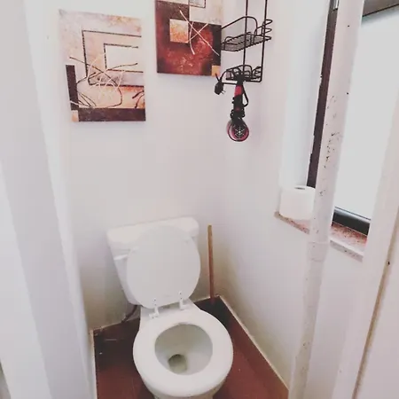 Quirky & Cozy Loft Soho Little Italy - Sleeps 4 Apartment New York