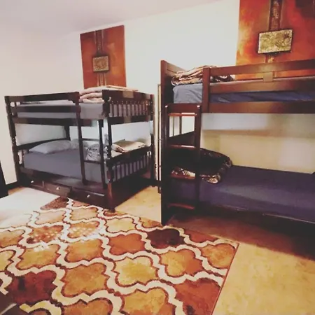 Quirky & Cozy Loft Soho Little Italy - Sleeps 4 New York