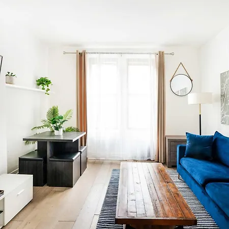 Apartment 428-2w Newly Furnished 2br Sleeps 5 Prime Location